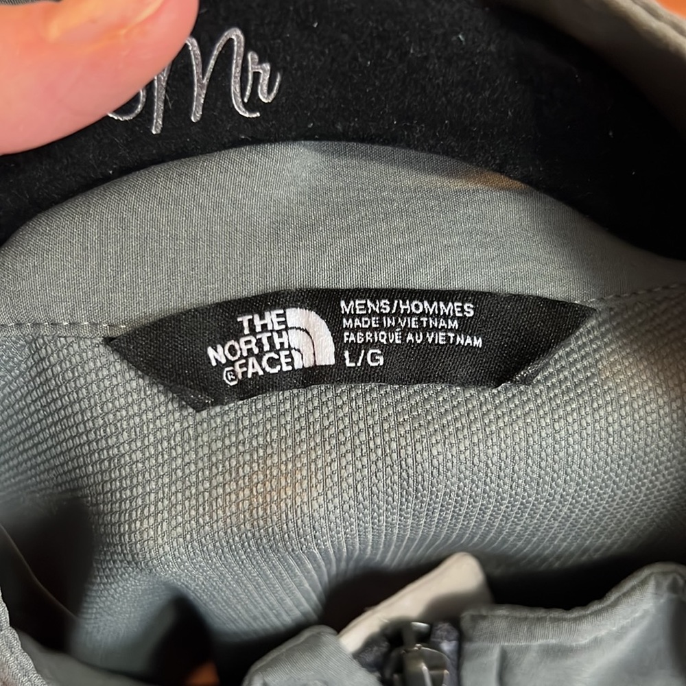 North Face Lightweight Windbreaker Shell Jacket - image 5